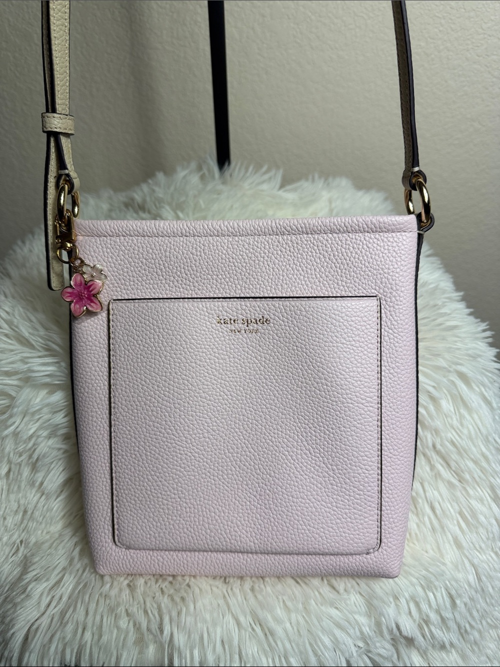 kate spade Pale Pink Pebbled Leather Crossbody with Floral Charm and Dust Bag